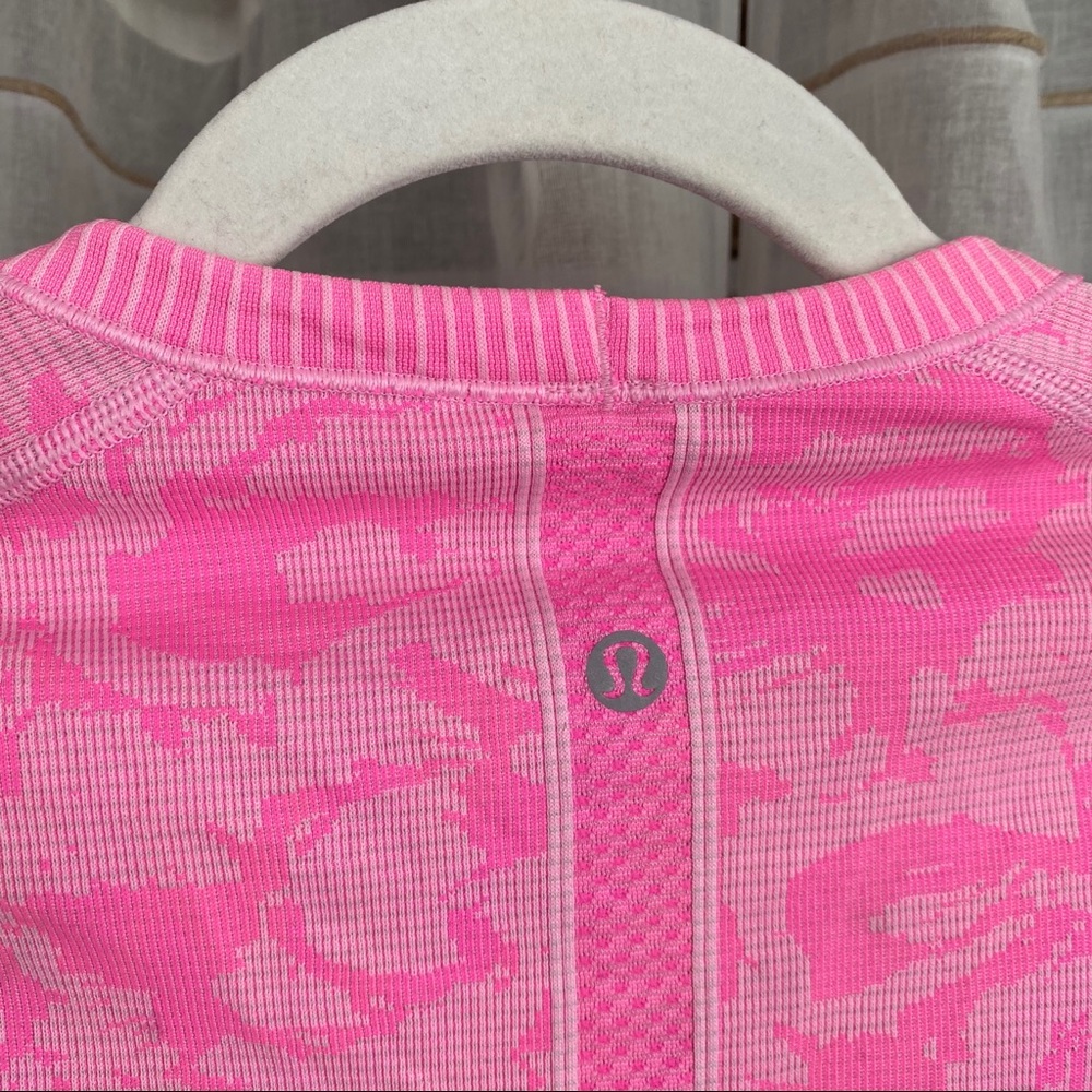 Lululemon Heathered Raspberry Glo Light Swiftly - Picture 10 of 11